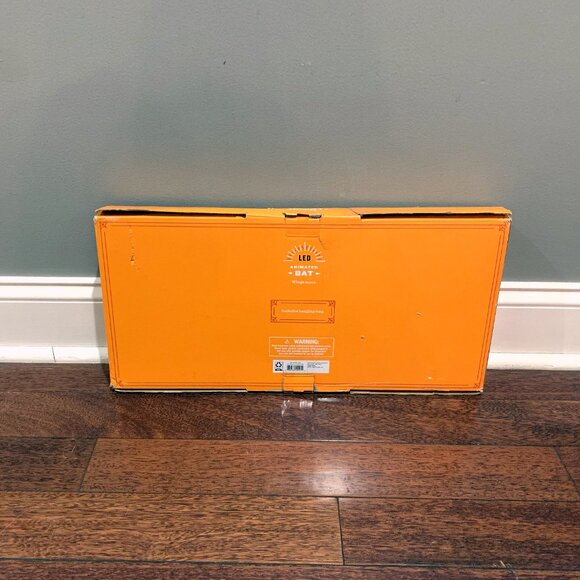 Hyde & Eek! Animated BAT Faux Neon LED Halloween Motion Light Sign NEW 2022 - Picture 4 of 6